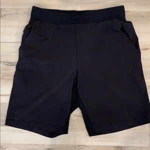 THE short 9” linerless